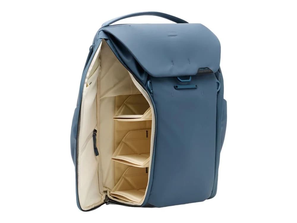 Peak Design Everyday Backpack 20L V2 view 3