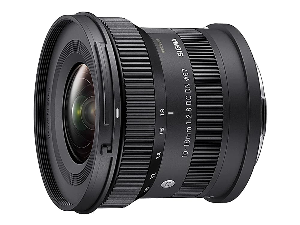 Sigma 10-18mm f/2.8 DC DN Contemporary Lens view 3