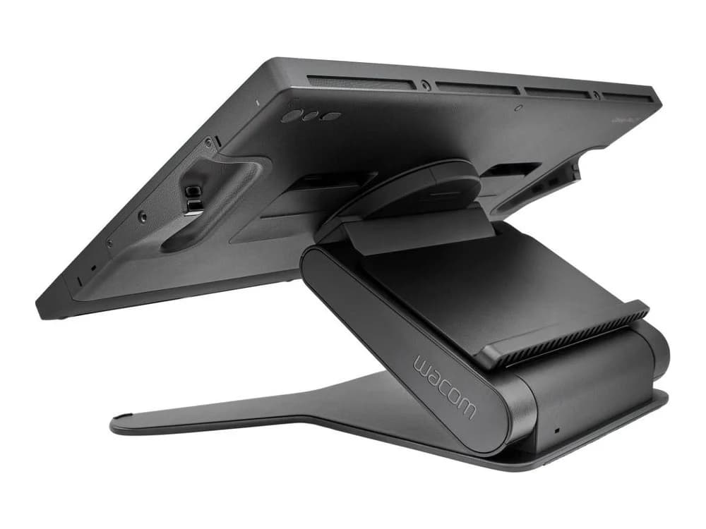 Wacom Cintiq Pro 27 with Wacom Pro Pen 3 view 3