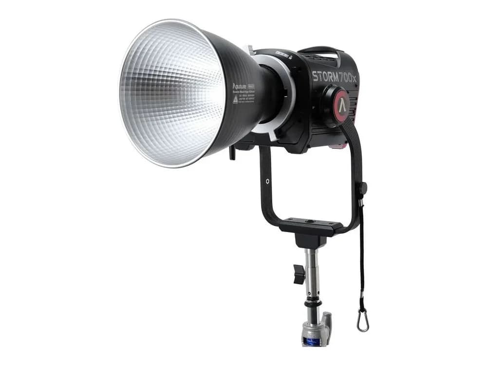 Aputure STORM 700x Tunable White LED Monolight view 2