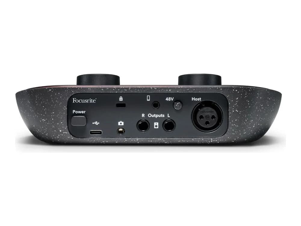 Focusrite Vocaster One Podcast Interface view 3