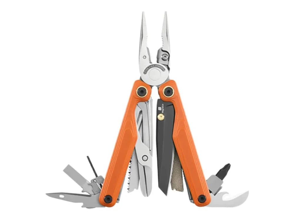 Leatherman Wave Alpha Multi-Tool with MagnaCut Steel Blade Black G10 Scales - Box view 3