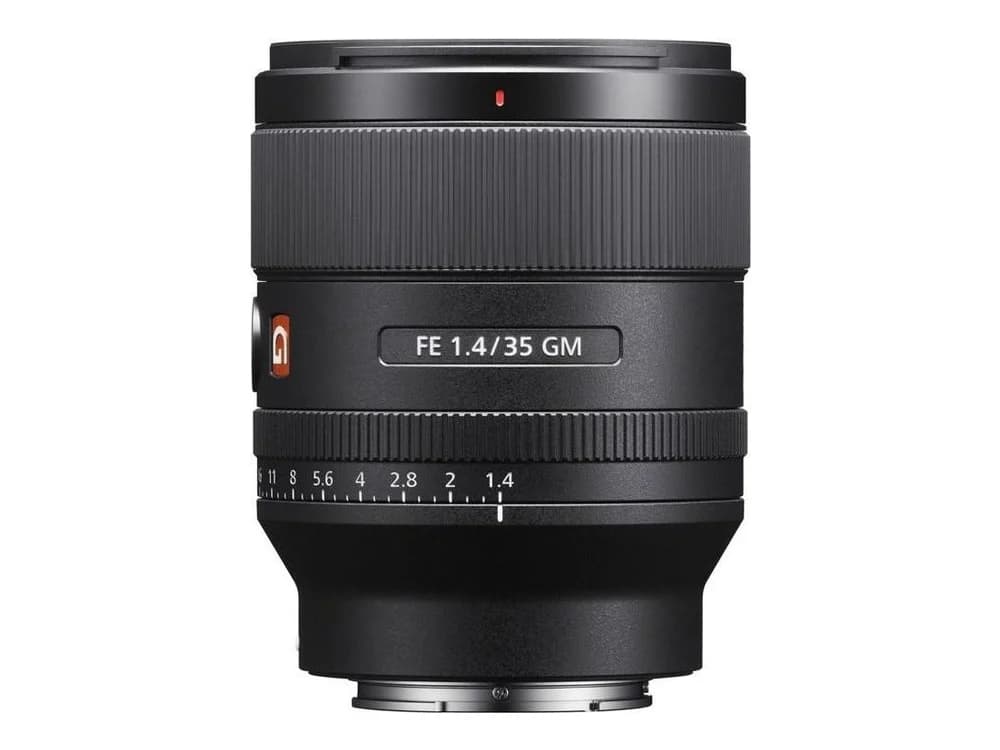 Sony FE 35mm f/1.4 GM Lens view 3
