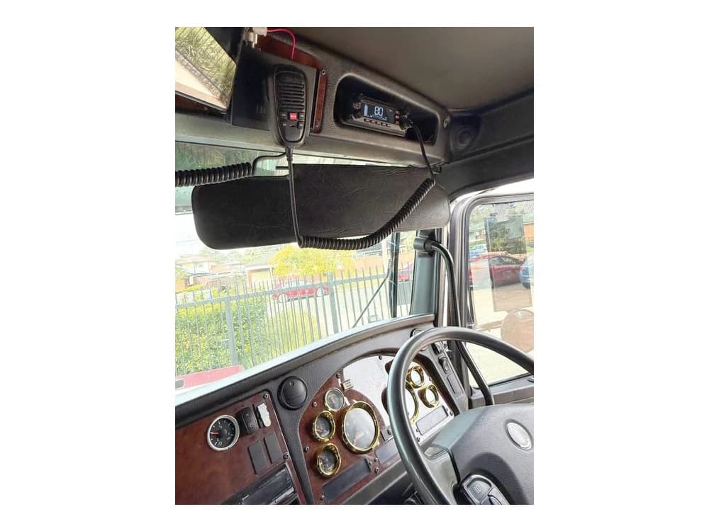 Uniden X85 DIN Mount UHF CB Radio view 2