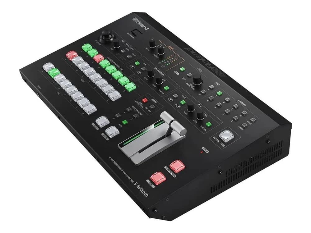 Roland V-600UHD 4K HDR Multi-Format Video Switcher view 3
